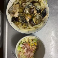 Snapdishの料理写真:サバうどん、サラダ|Jさん