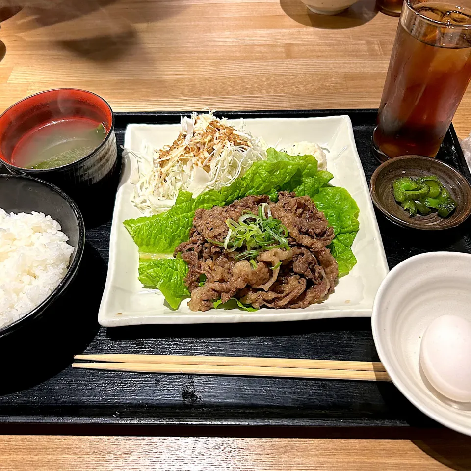 焼肉屋でランチ😋|すかラインさん