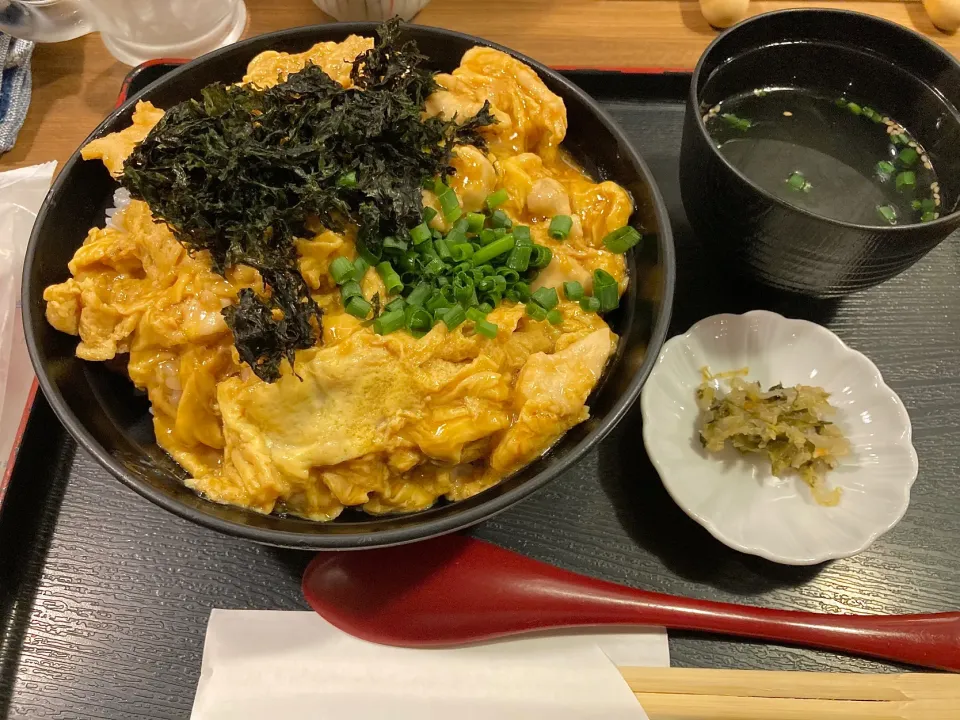 Snapdishの料理写真:名古屋 赤い鳥 黄金の親子丼 ｺｹｯ🐔|Kojiさん