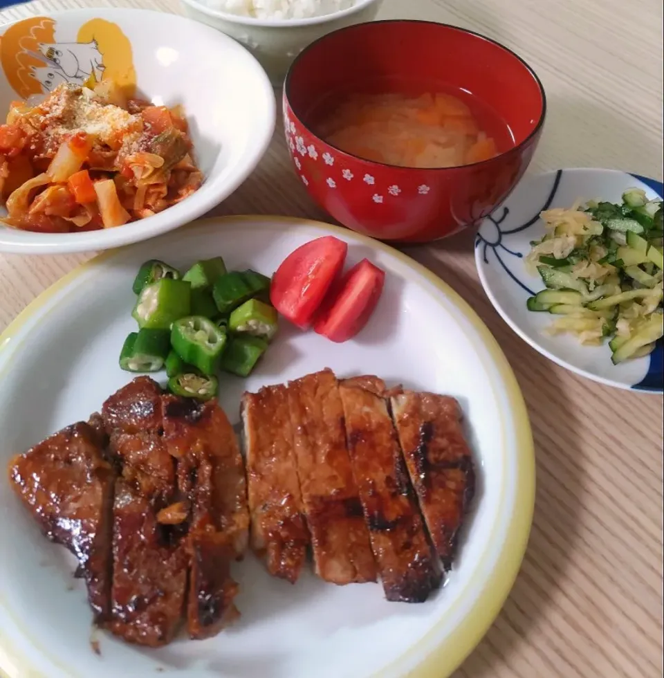 豚ロース塩麹照り焼き
切り干し大根ときゅうりの酢のもの
オクラ白だし和え|ちゃいさん