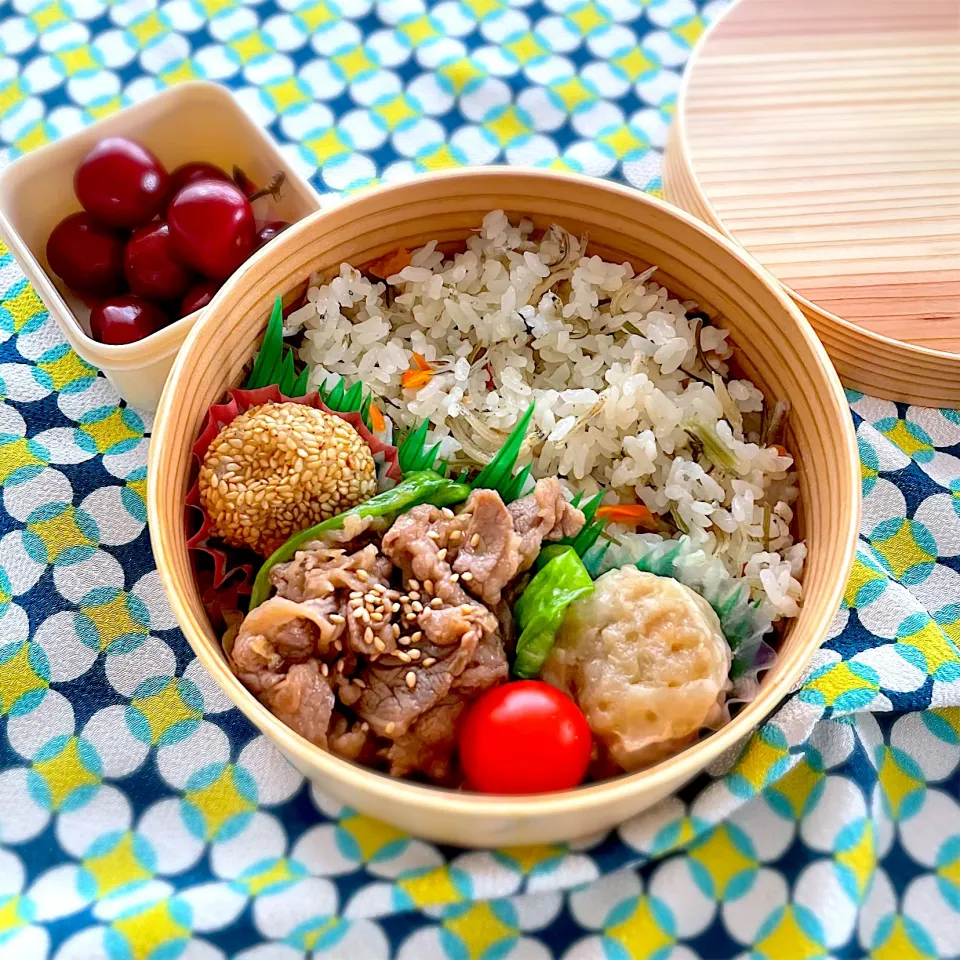 しらすの炊き込みご飯弁当|mouさん