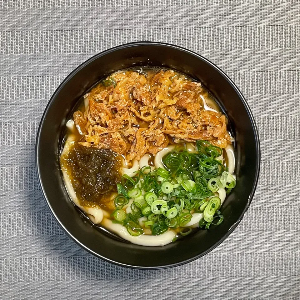 母から届いた かしわうどん|伊トKenさん