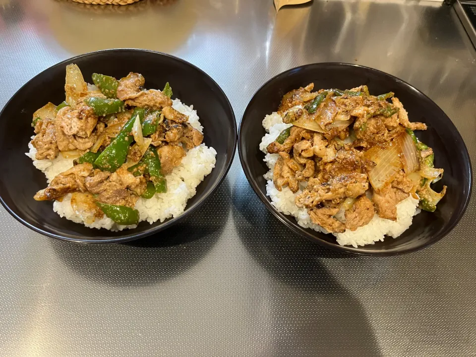 豚肉と野菜の味噌炒め丼😌✨|モモ&ハーブmama🐰🐹🐢🐠❤️さん