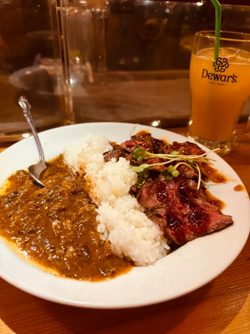 ステーキ丼（カレートッピング）|manmoさん