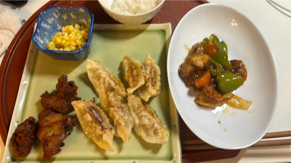 酢豚　餃子　唐揚げ　お家だとちょこっとづつ食べられてお一人様には最高|バジルママさん