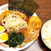 Snapdishの料理写真:手作りラーメン|mi-chanさん