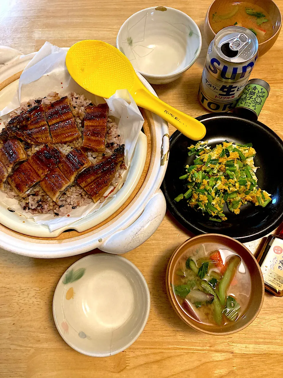 土曜の夜の鰻の蒸籠蒸し風ディナー🤤|さくたえさん