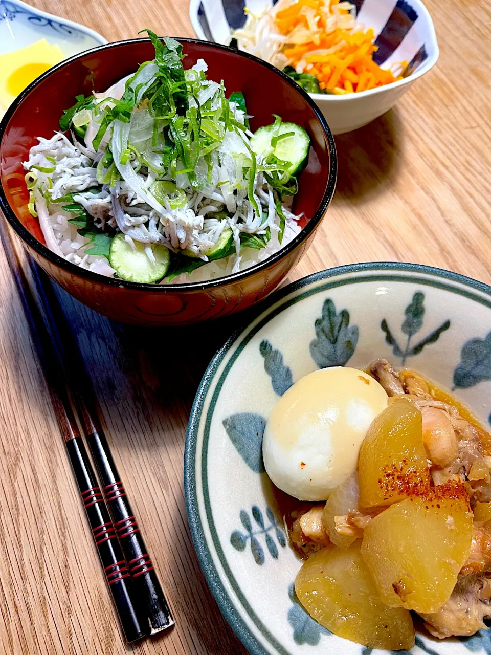 しらす丼|春 来るさん