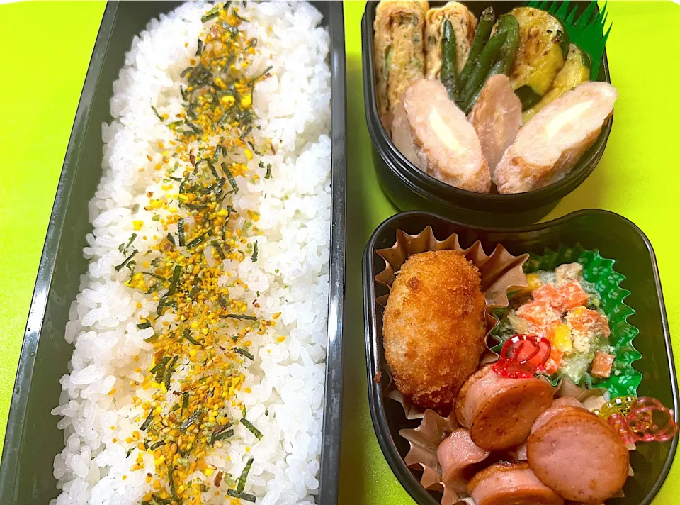 Snapdishの料理写真:高1息子のお弁当(火)🌈今週も頑張るぞー！|KCoさん