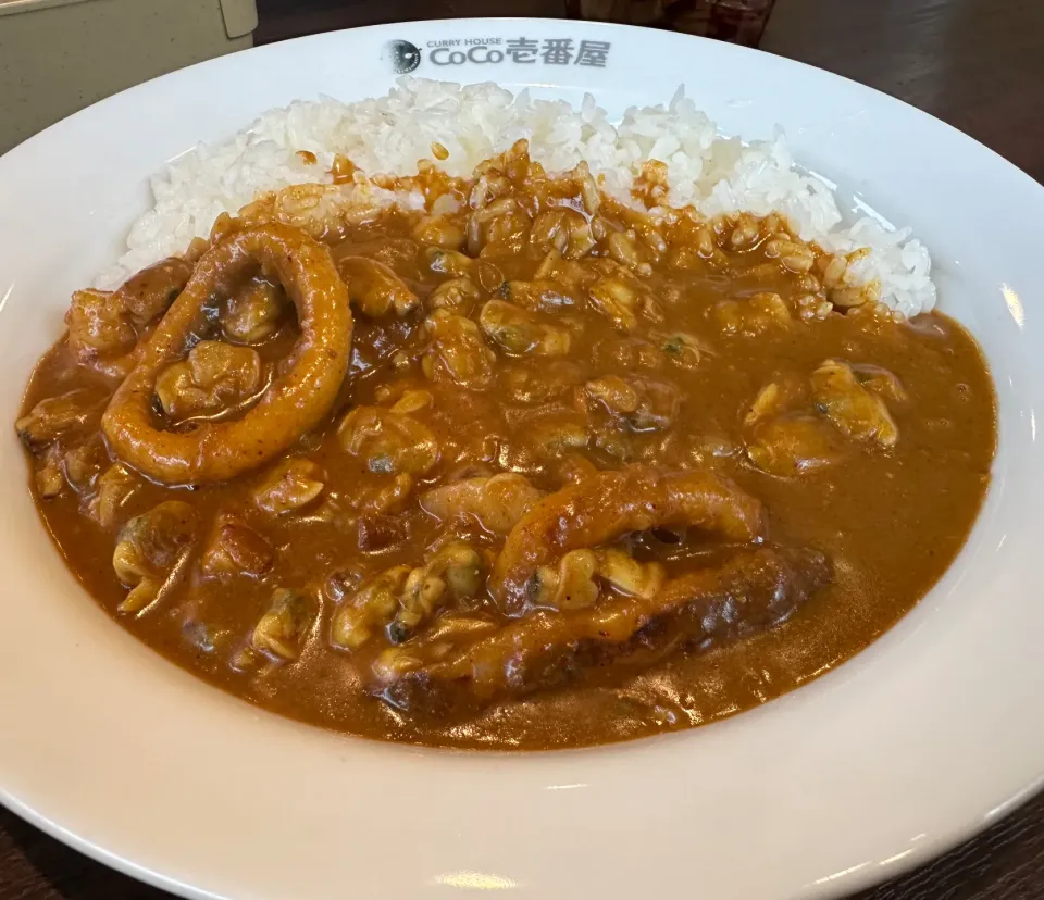 海の幸カレー🦐🦑🍛あさりトッピング、5辛🔥🌶️|buhizouさん