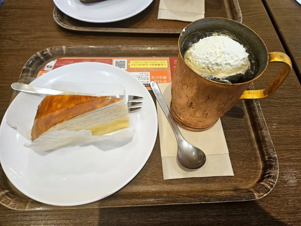 Snapdishの料理写真:ミルクレープ&ウィンナーアイスコーヒー|emiさん