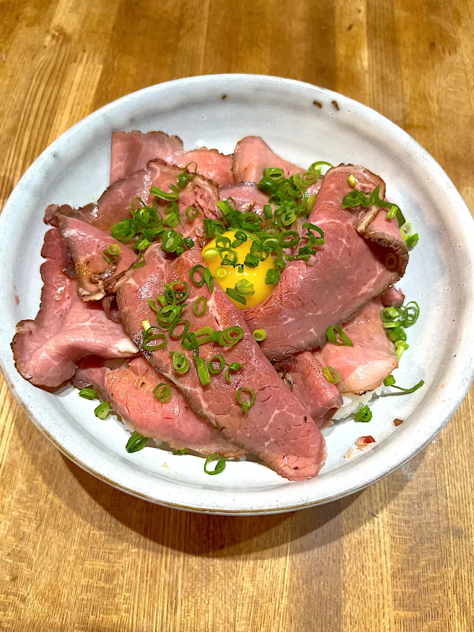 Snapdishの料理写真:トップバリューのローストビーフ|satokoさん