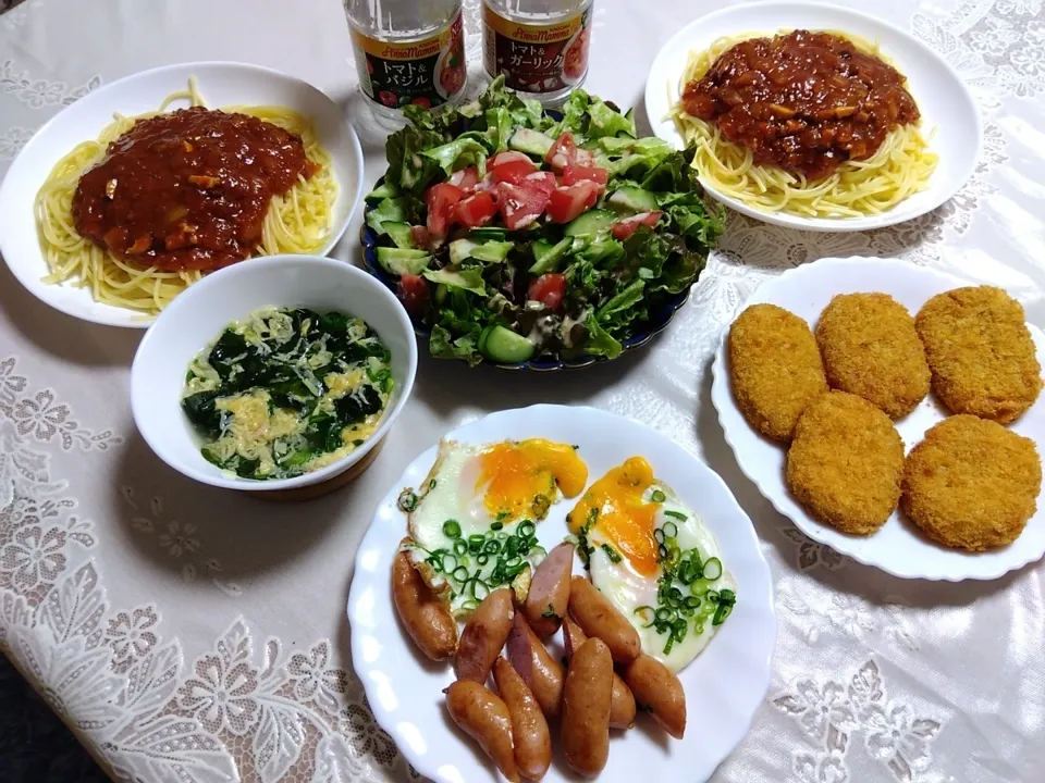 Snapdishの料理写真:モニター最後投稿、アンナマンマトマト＆バジル、アンナマンマトマト＆ガーリック使用ミートソーススパゲティの夜ご飯メニュー|m.rafuさん