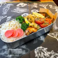 Snapdishの料理写真:照り焼きチーズチキンのお弁当|はびさん