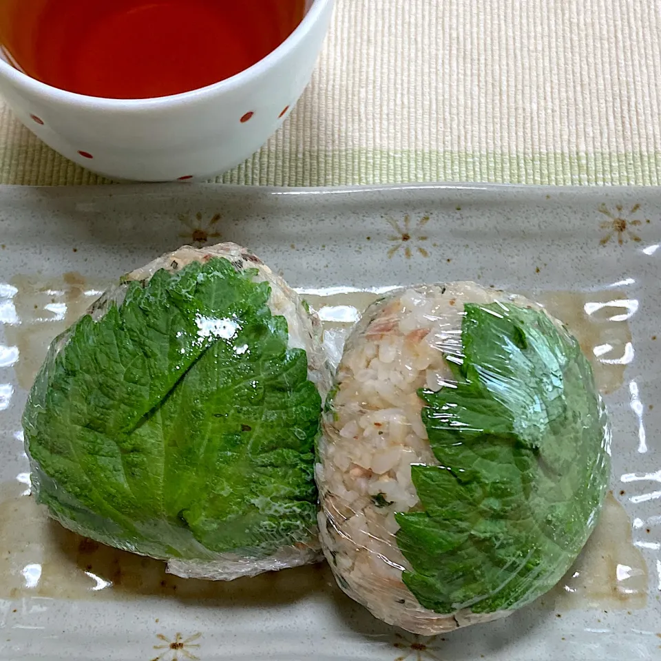 しそ巻きシーチキンマヨにぎり|akkoさん