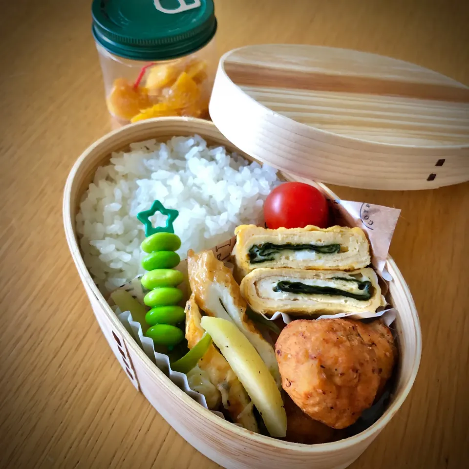 Snapdishの料理写真:肉だんご弁当|gentle___moonさん