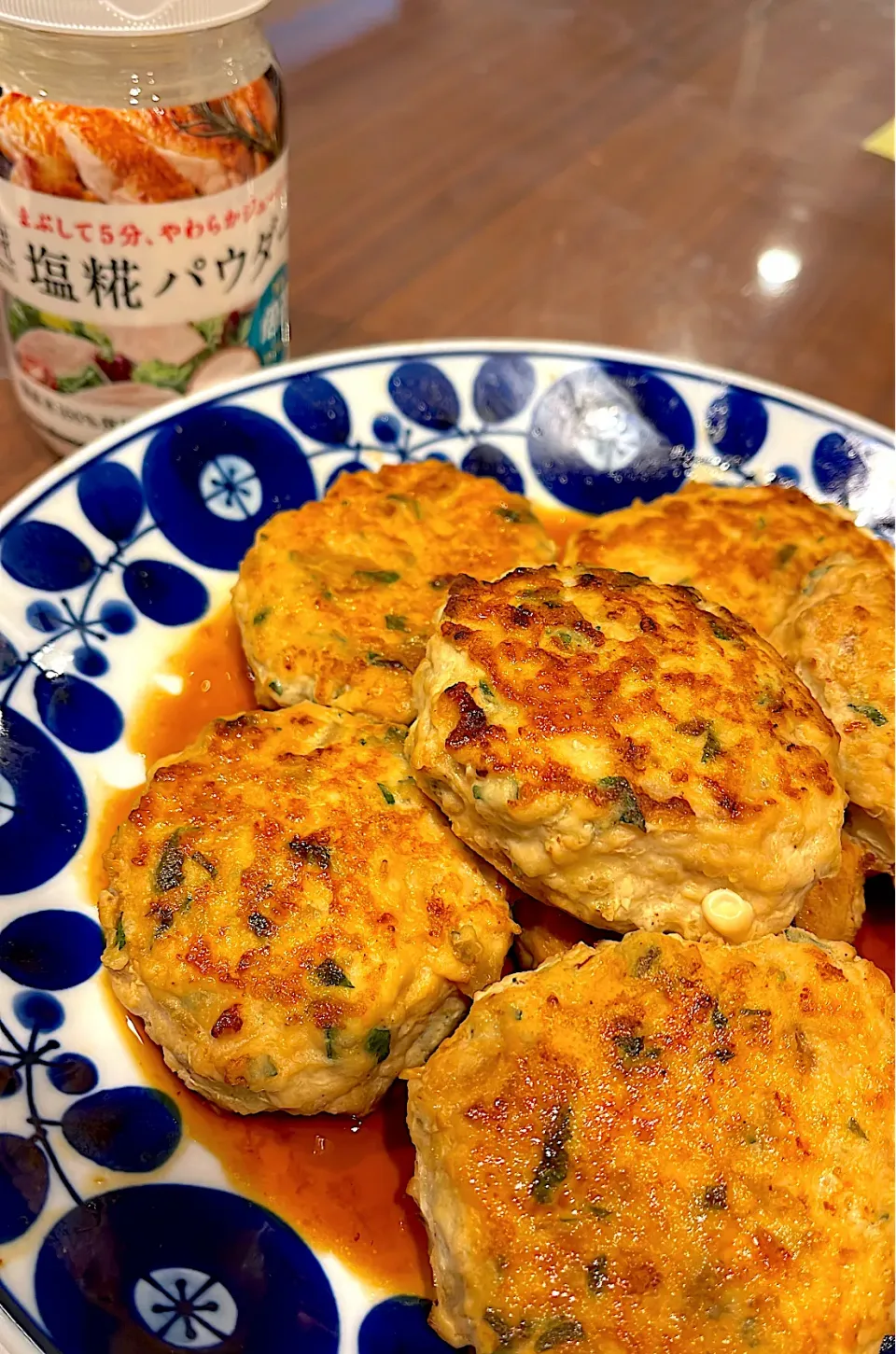 Snapdishの料理写真:紫蘇入りつくねバーグ|だるころさん