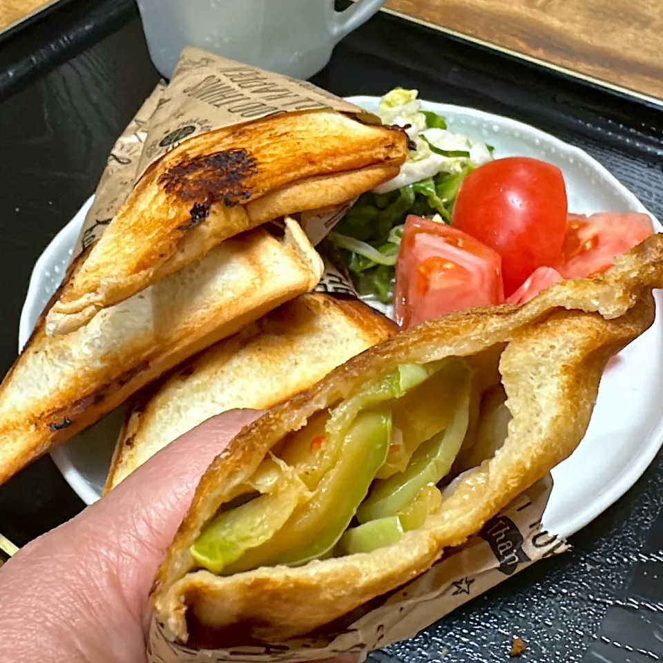 ズッキーニとベーコンの味噌チーズ　ホットサンド|くまちゃんさん