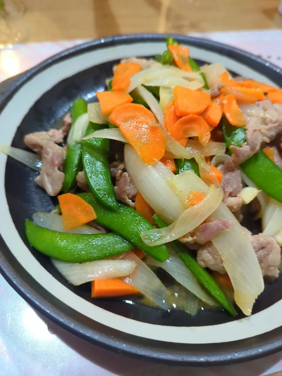 次男が調理実習で覚えて作ってくれた豚肉入り野菜炒め😋|みぽりん♪さん