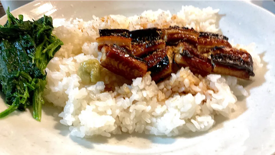 うなぎ丼 この後ひつまぶし|リョウマゲさん