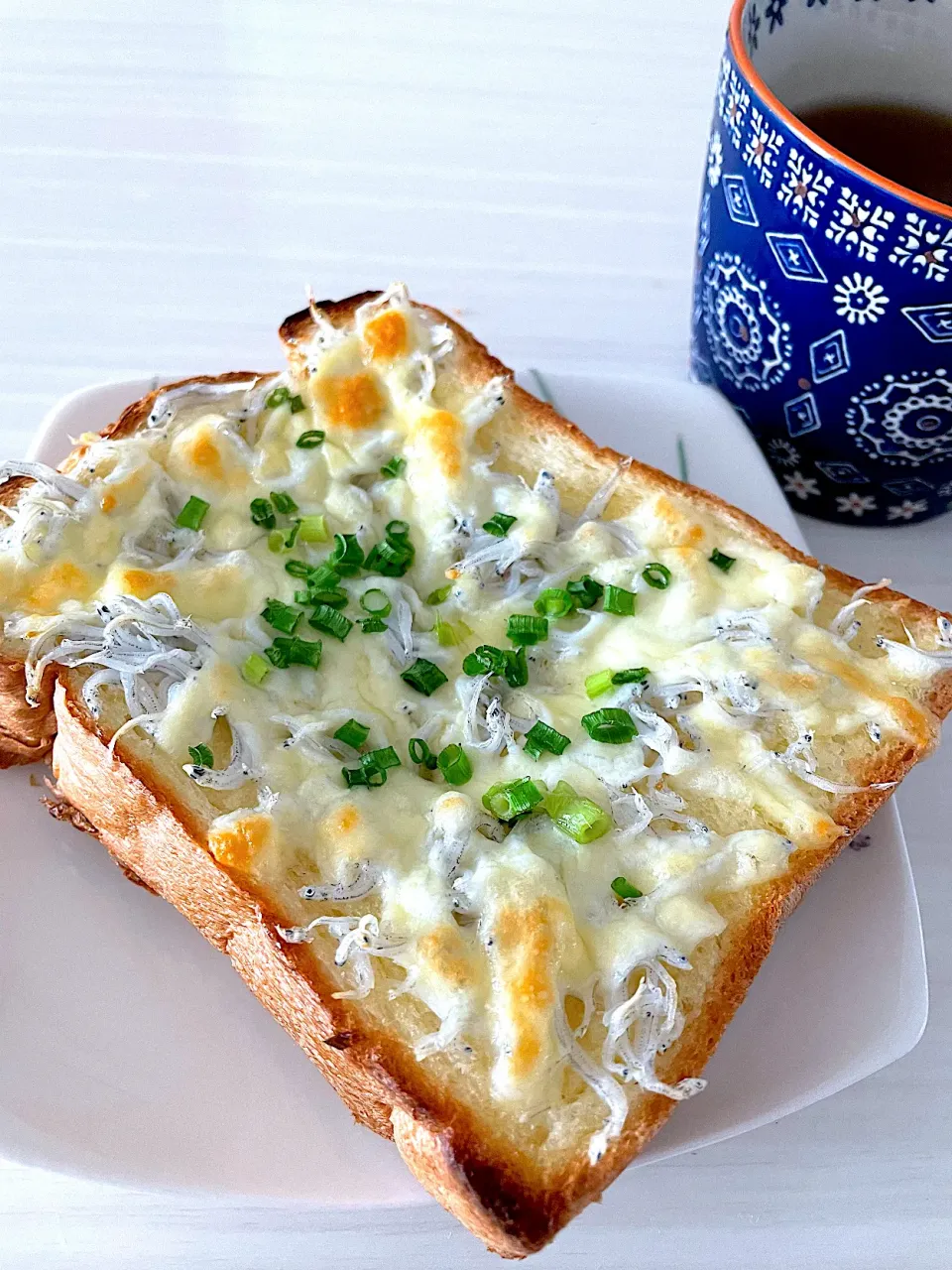 朝食　しらすトースト|キヨさん