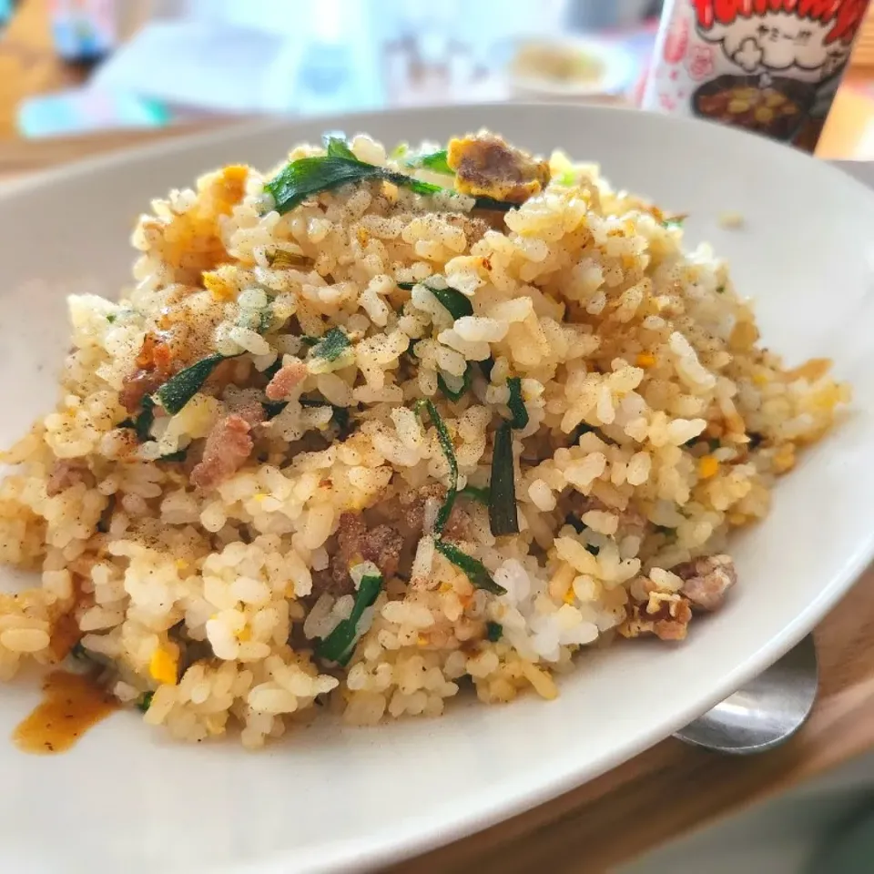 Snapdishの料理写真:万能タレでニラ卵炒飯|ankoさん