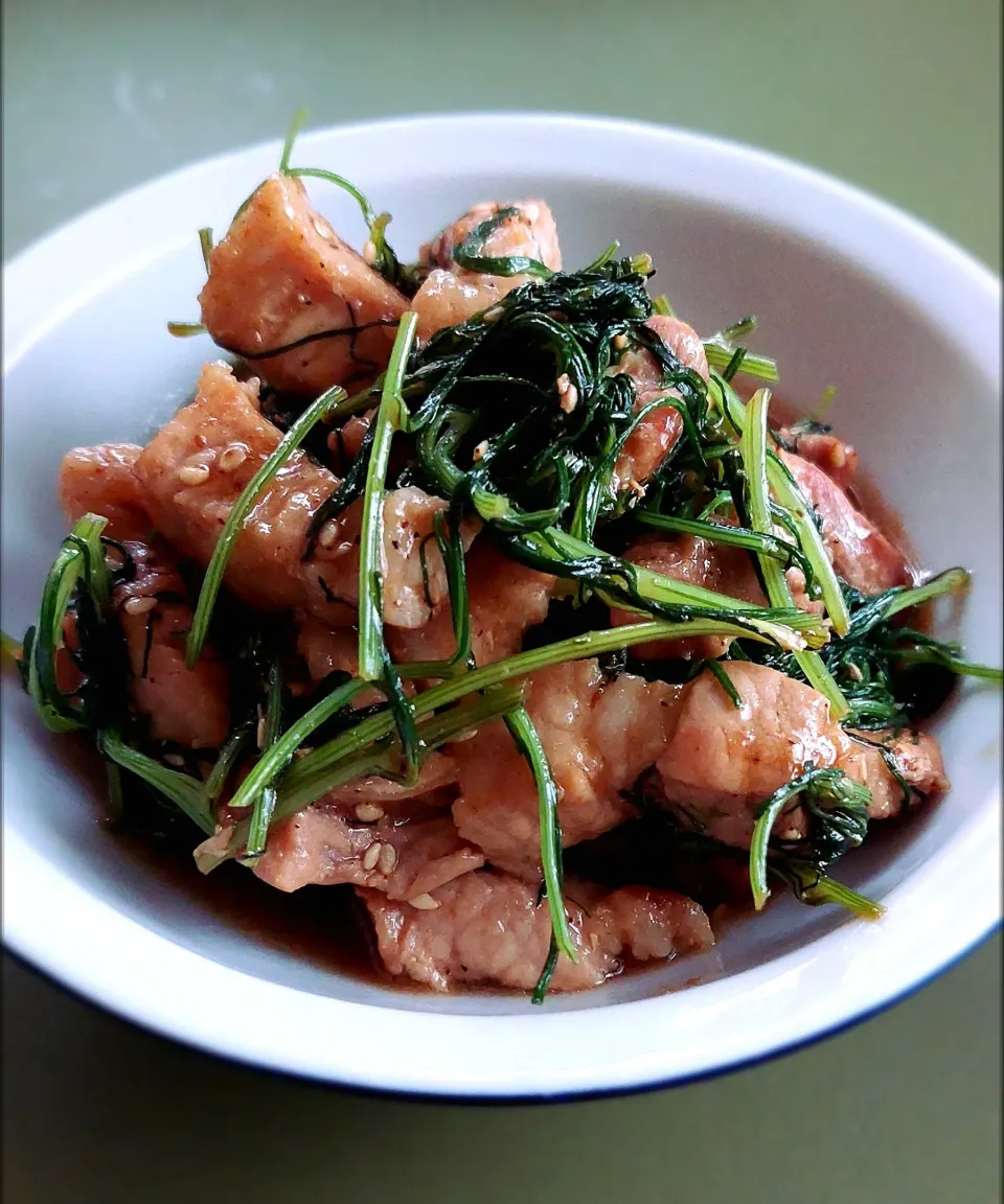 豚肉とおかひじきの炒め物|きつねさん