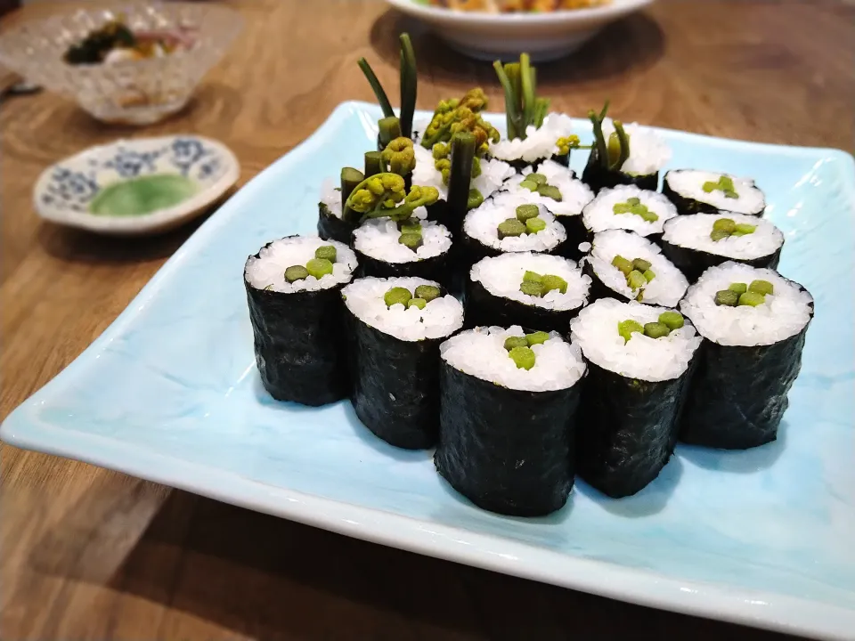 わらびの海苔巻き|古尾谷りかこさん