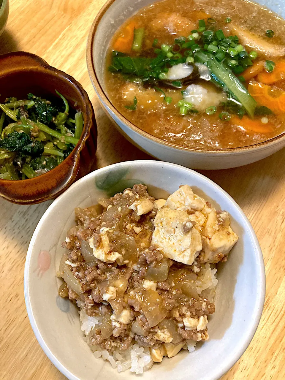 麻婆丼♡チキンカツの母ちゃん煮♡ほうれん草のお浸し|さくたえさん