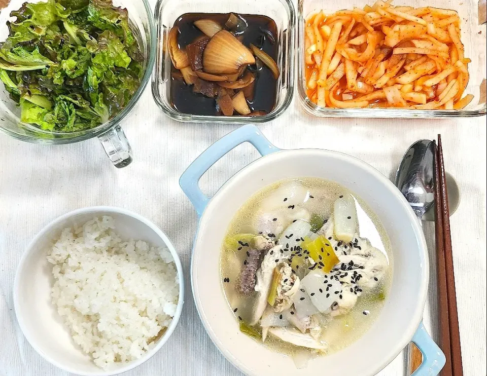 Nina's dish chicken soup with vegetable sides|Ninaさん