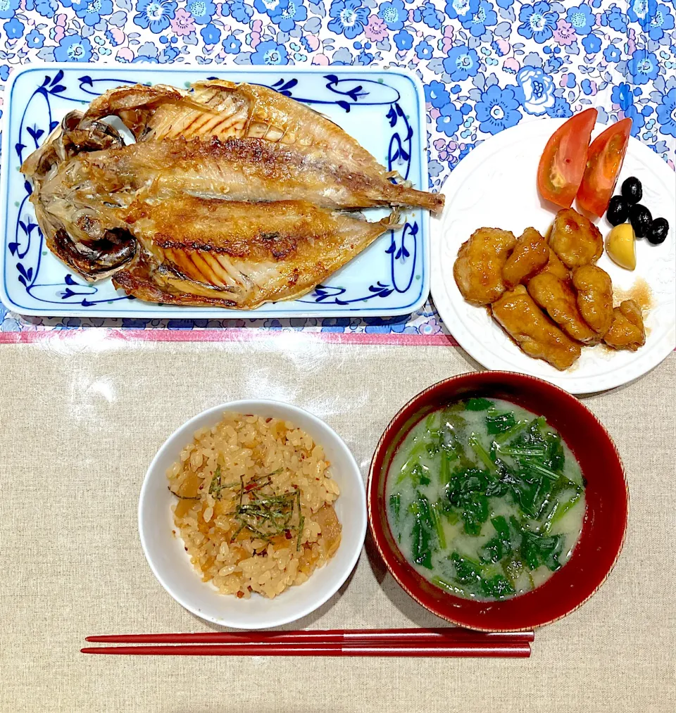 鯵の干物とササミの甘辛とかしわ飯|おしゃべり献立さん