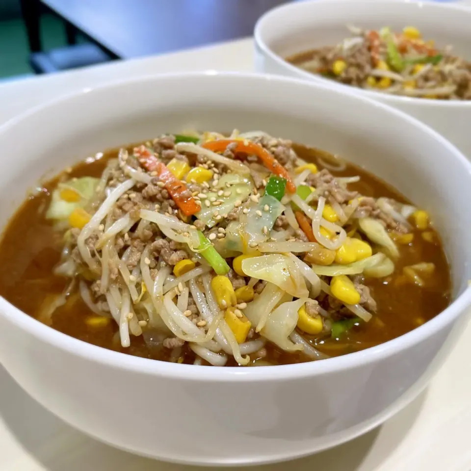 Snapdishの料理写真:お野菜たっぷり濃厚味噌ラーメン|はるさん