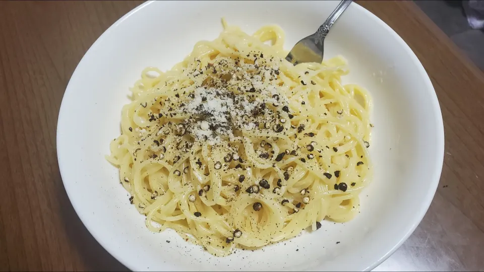 カチョエぺぺ|つばくろさん