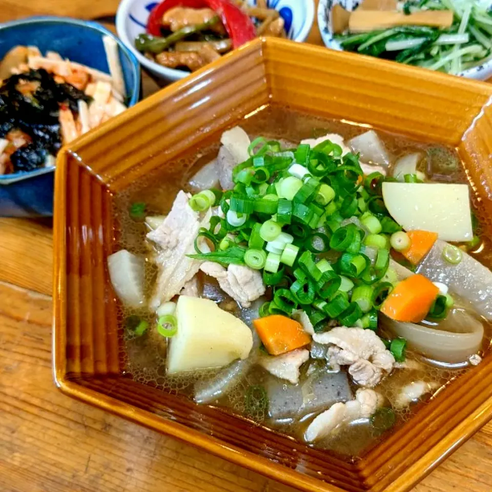 モニター当選🌻ど♪みそで作った豚汁🍲|まゆめろさん