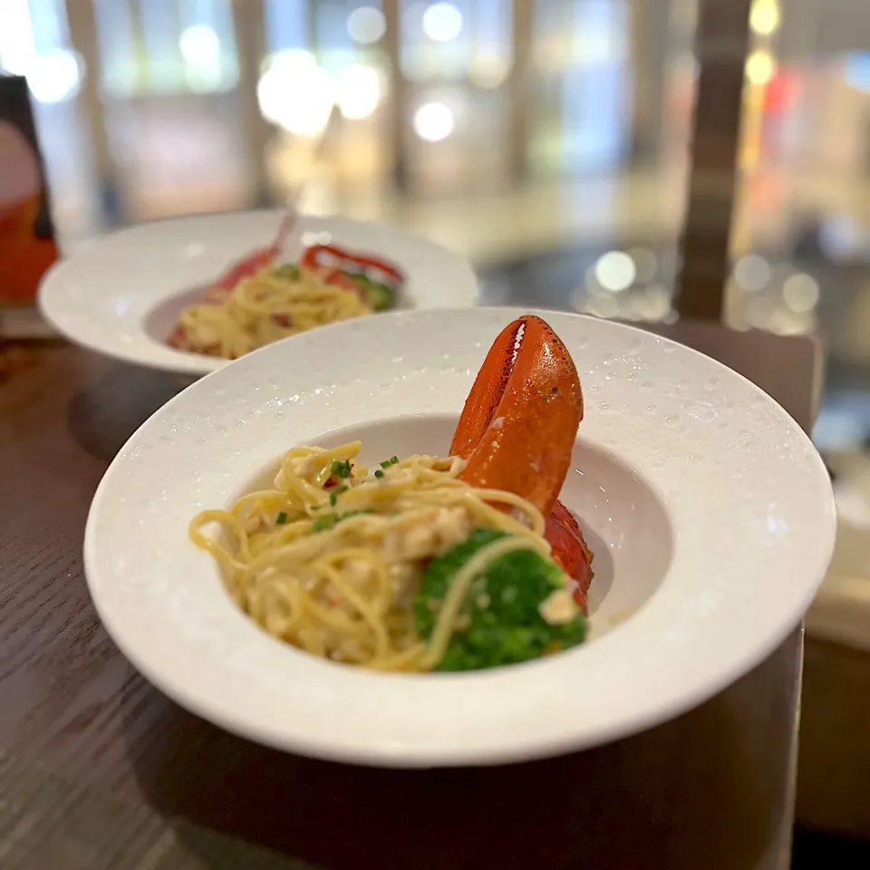 Boston lobster linguine|skyblueさん