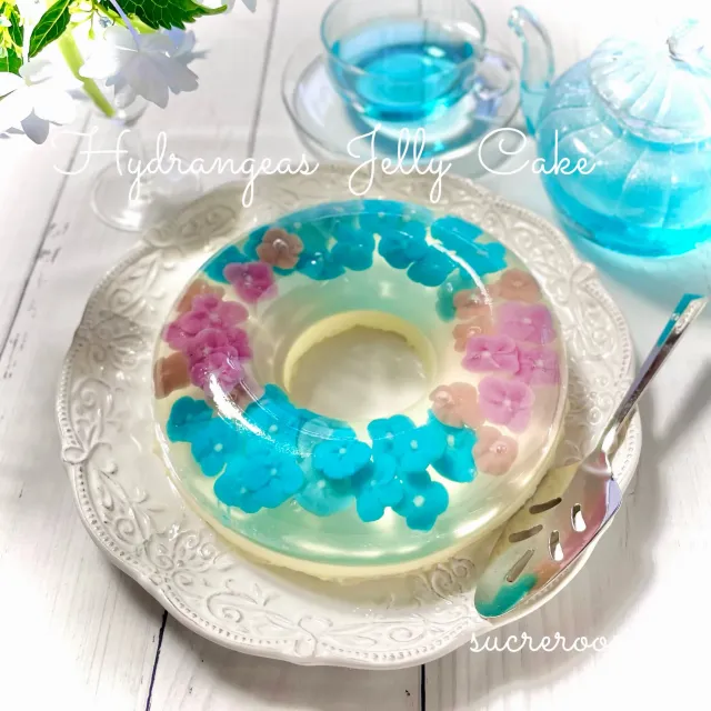 Snapdishの料理・レシピ写真:紫陽花ゼリーのレアチーズムースです͛.*🍃💠 𓂃𓈒𓏸︎︎︎︎⁡ ͛.*🍃💠 𓂃𓈒𓏸︎︎︎︎⁡ ͛.*🍃💠 𓂃𓈒𓏸︎︎︎︎⁡｜キラキラ♪雨 と紫陽花のお楽しみ〜♡