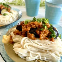 Snapdishの料理写真:茄子と肉みその冷やし素麺|きゃずさん