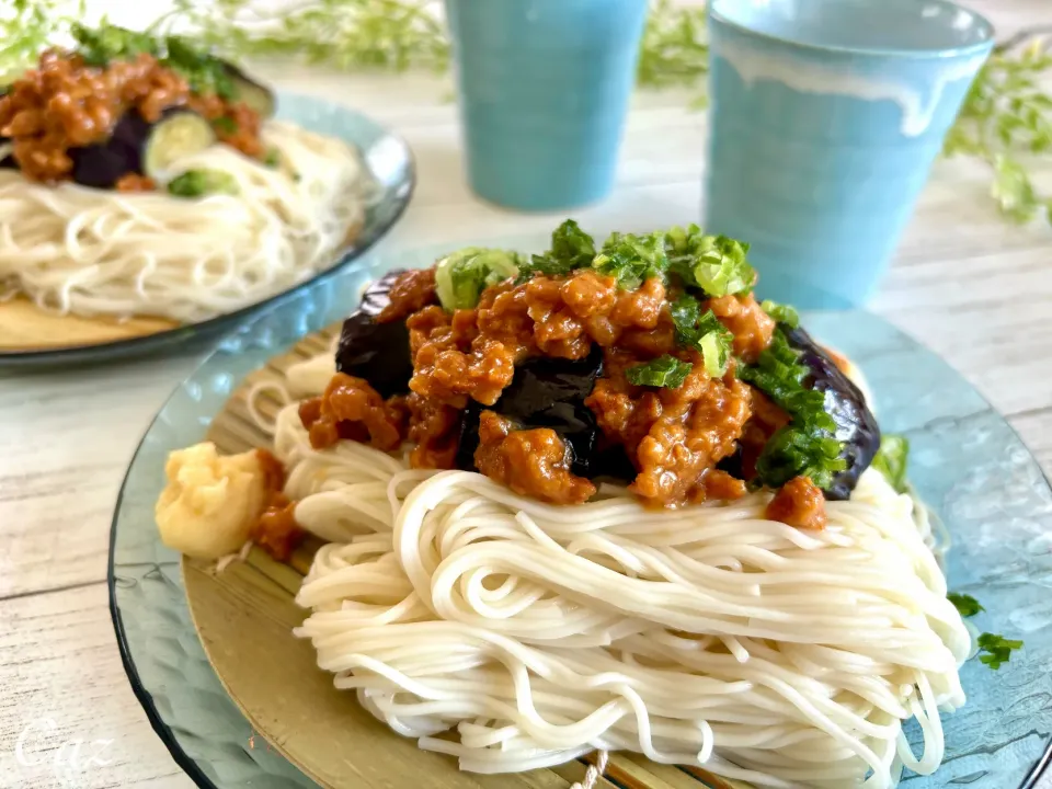 茄子と肉みその冷やし素麺|きゃずさん