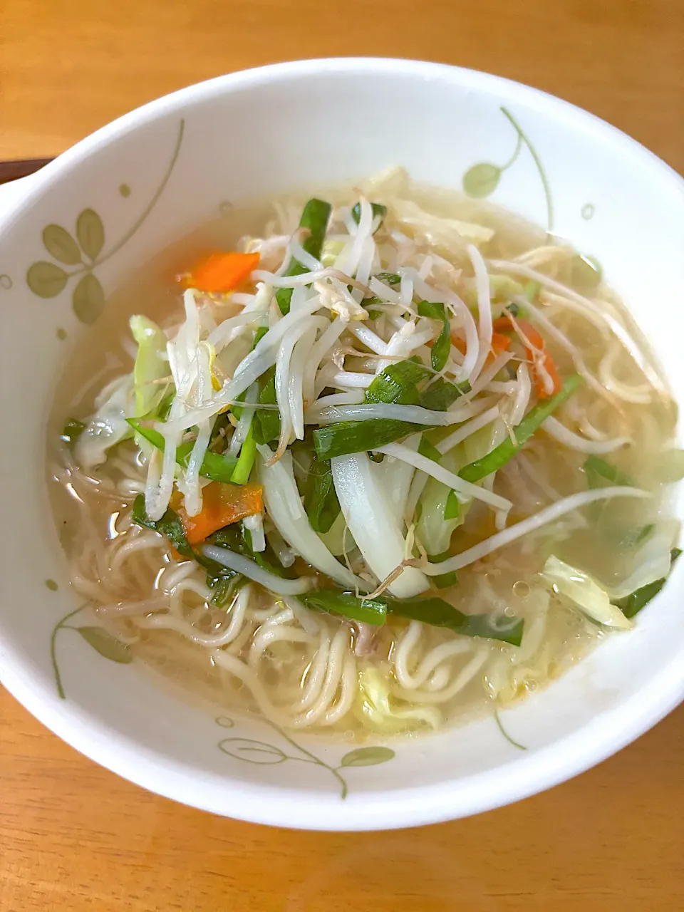 Snapdishの料理写真:野菜炒めラーメン|めぐみさん