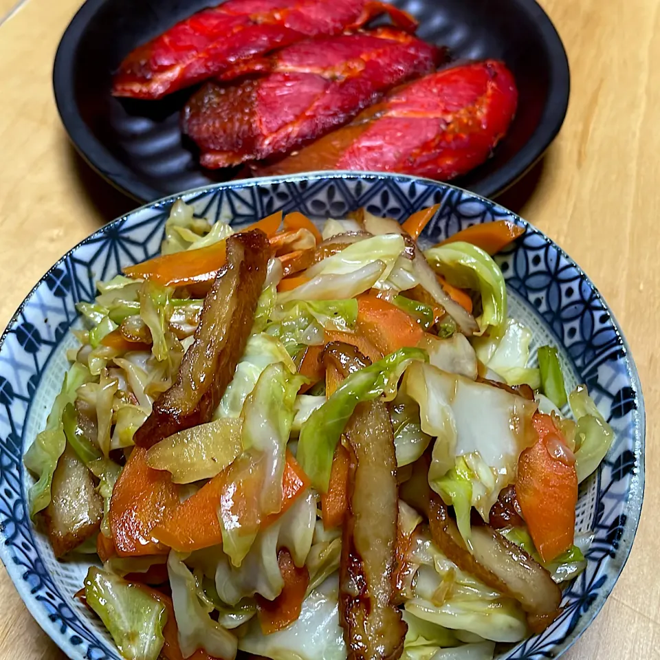 Snapdishの料理写真:キャベツ煮物🥬あぶらがれいみりん漬け|abekoさん