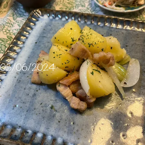 「玉ねぎ」を使ってみたSnapdishの料理・レシピ写真:ジャーマンポテト