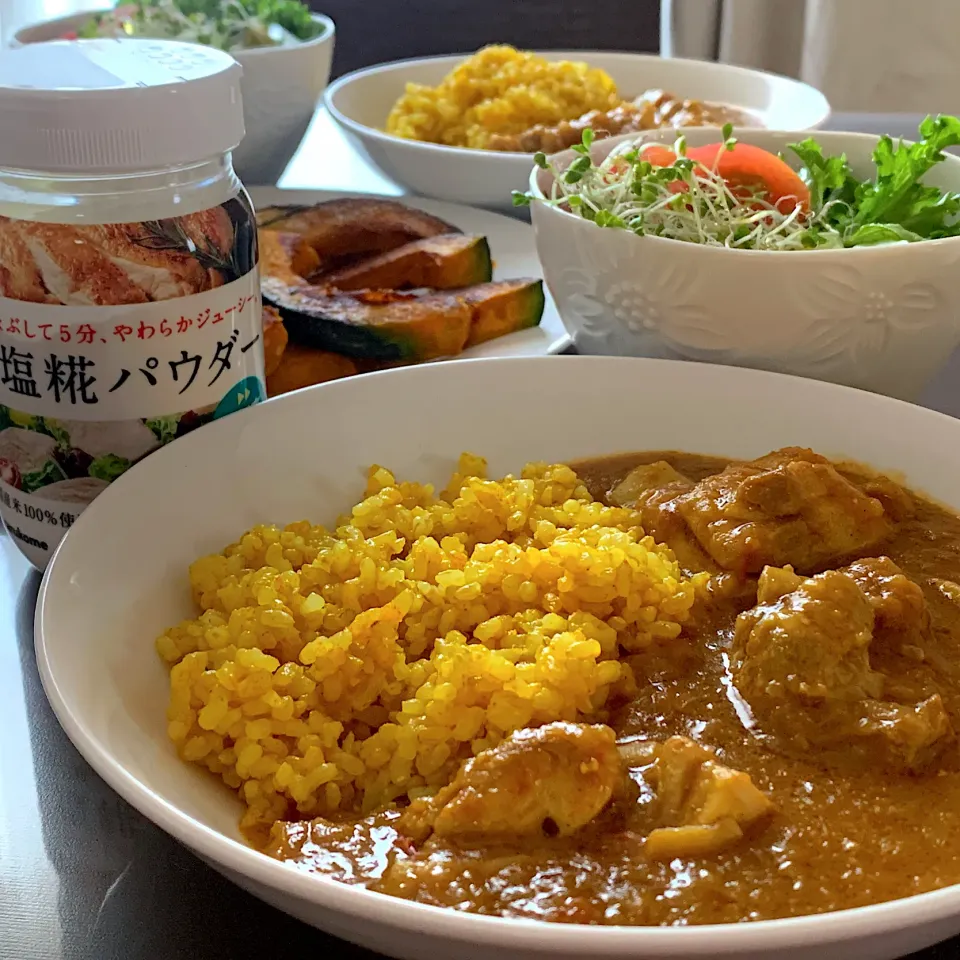 塩糀パウダーを使ったスパイスチキンカレー|あやめもちもちさん