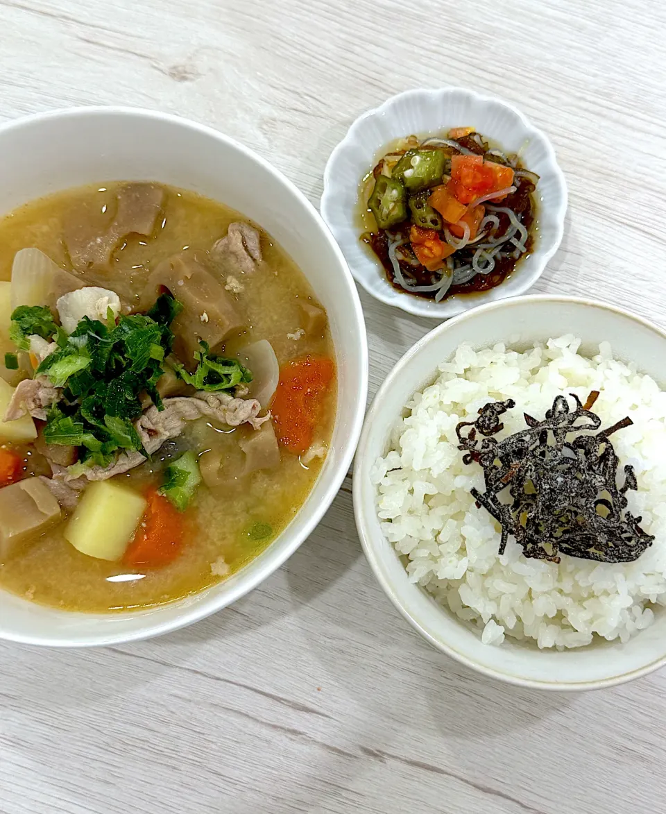 豚汁定食〜☺︎|朔さん