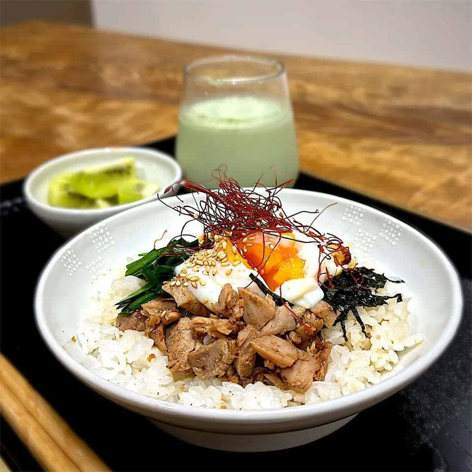 マグロそぼろ丼|くまちゃんさん