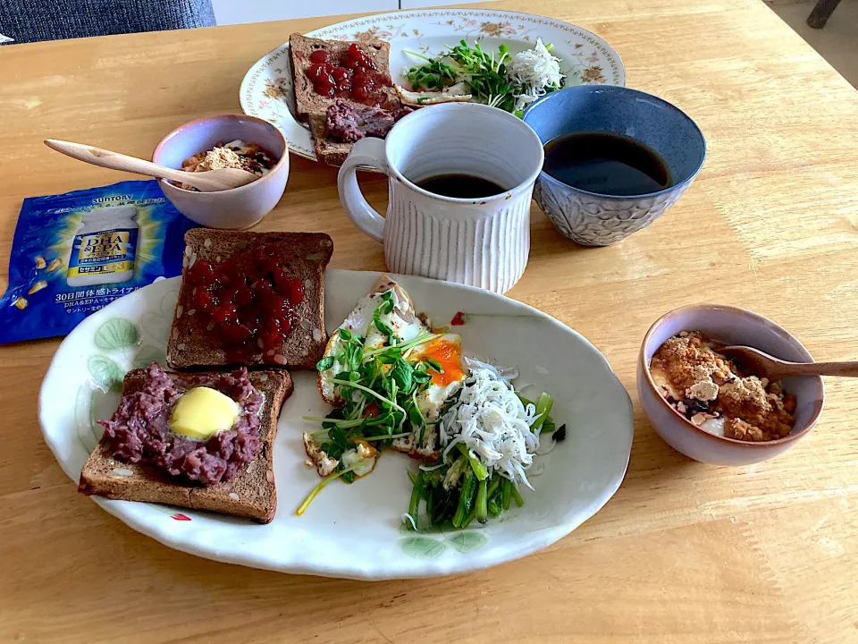 ある日の朝ゴパン☀️|さくたえさん