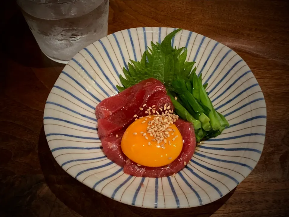 生本鮪赤身 ニラおひたし黄身添え|半田手延べそうめんの店 阿波や壱兆さん