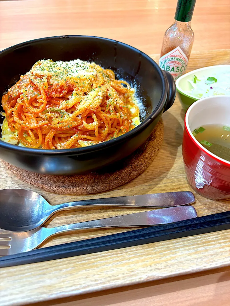 【外食】今日のお昼（昼夜兼用？）ごはん~北海道チーズのオムナポリタン~|ゆかｕさん