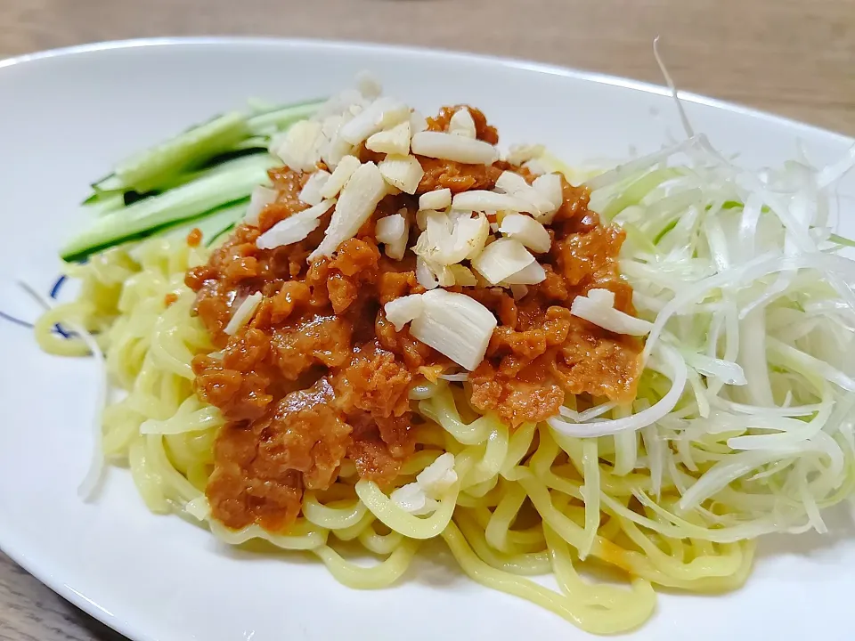 万能肉みそを使用したジャージャー麺|ゆーさん