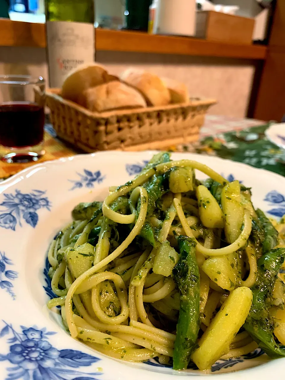 ジャガとインゲンのバジルソースパスタ|かおポンさん