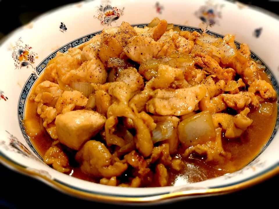 鶏むね生姜焼き☺️フライパンで少し冷まして味染み|みりさん